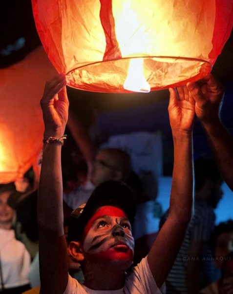 Zahle sky lanterns carry wishes to the heavens